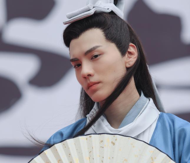 毕雯珺鞠婧祎云上学堂,云上学堂鞠婧祎毕雯珺