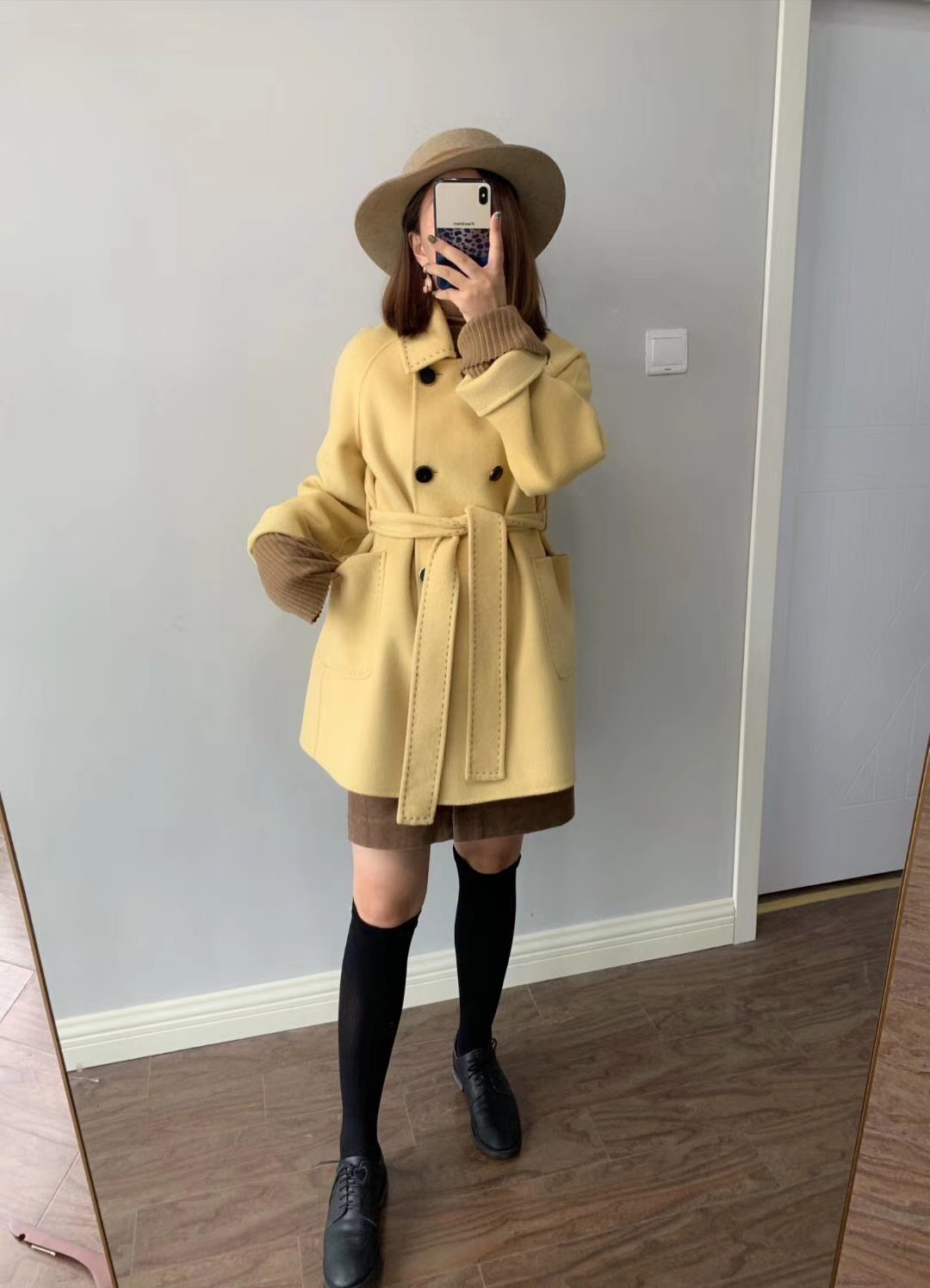 优雅、高级羊毛/绒大衣，怎么穿才更讲究？这些穿搭知识点很重要