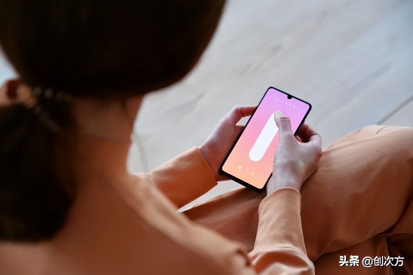 太阳能炫酷灯,好看的太阳能照明灯效果图