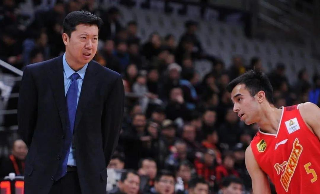 八一和周琦对决,大黑马击败苏波邦