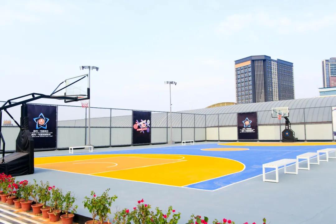 万博打卡地视频,万博广场必打卡的地方