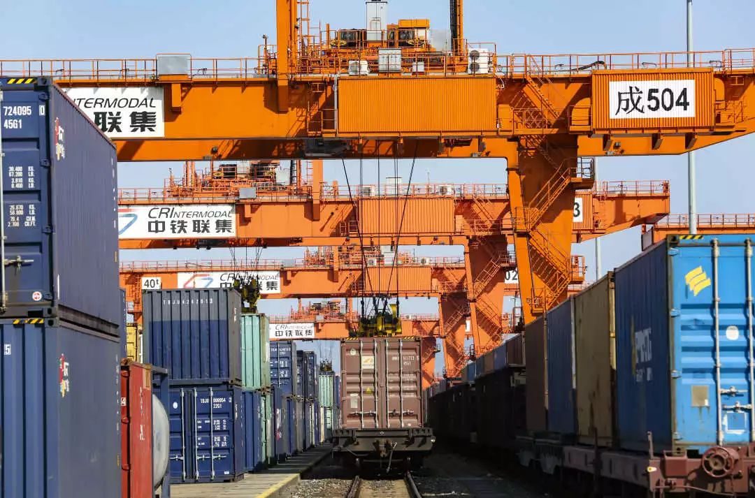 明斯克奶粉专列返程，运贸一体化服务品类再扩大