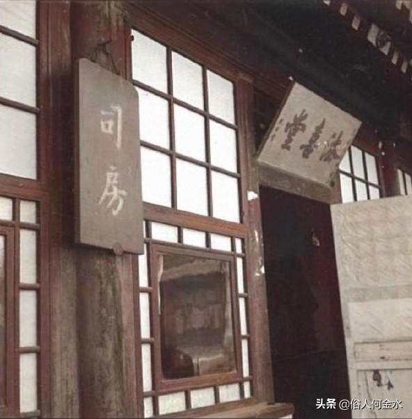 80年代建筑的老照片,老建筑照片的回忆