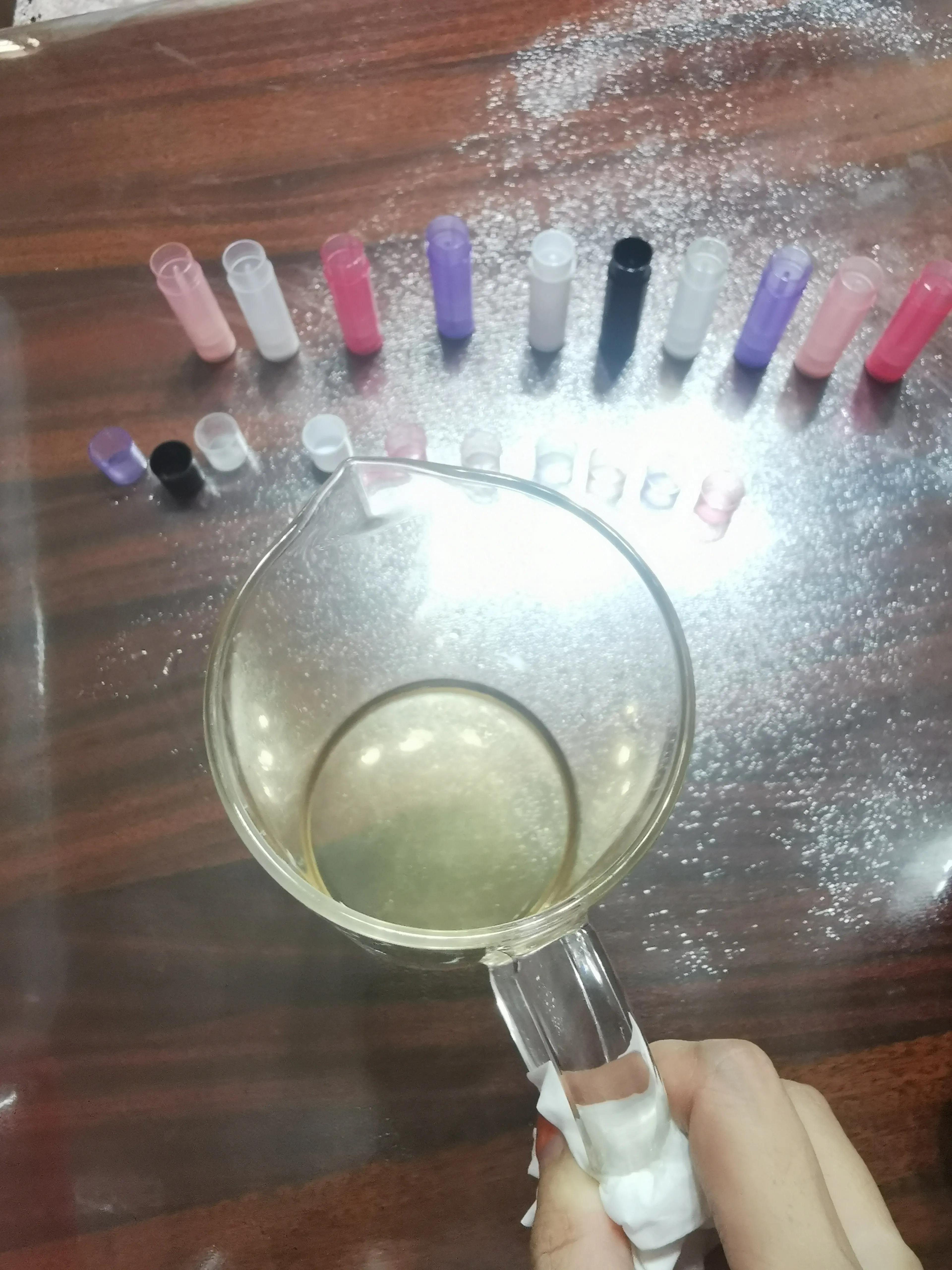 自己动手,润唇膏,拿来吧你