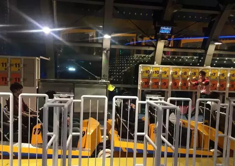 游乐场上班是什么体验,游乐园工作怎么样