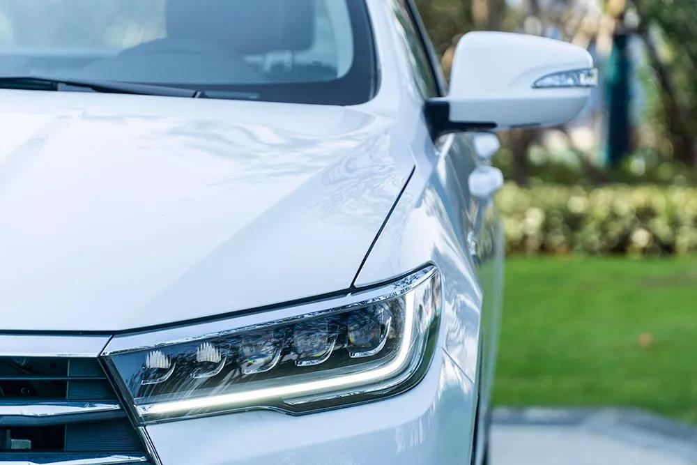 比亚迪秦plusdm-i燃油充电快吗,比亚迪秦没有钥匙能启动吗