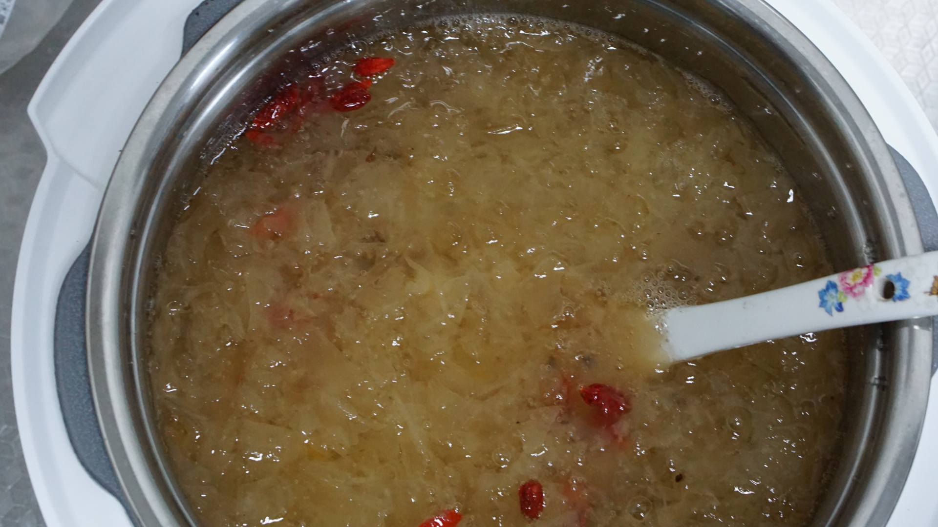 大宇电饭煲如何,一锅双用电饭锅