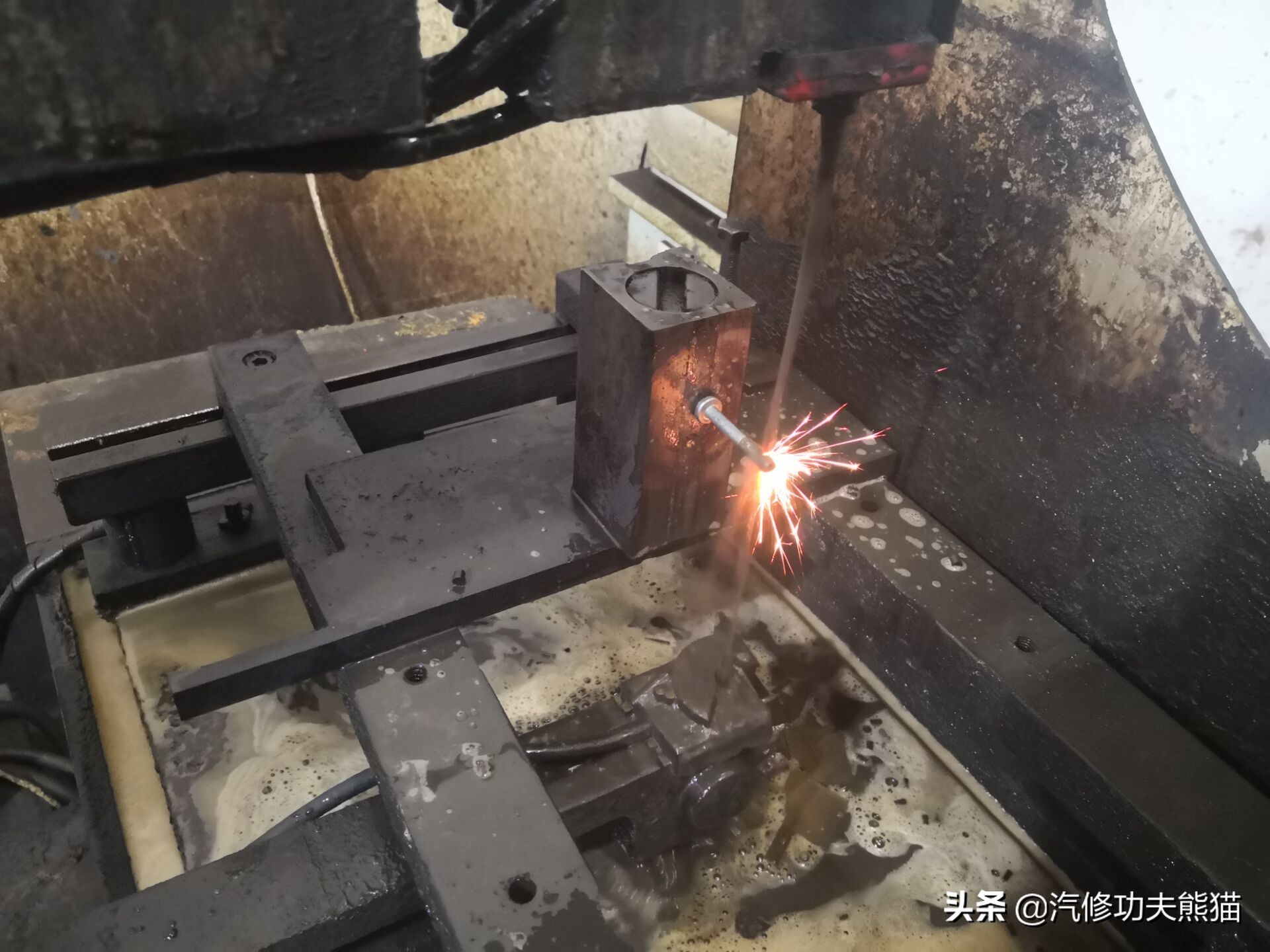 老款奥迪a6l烧机油的车型,最新款奥迪a6l质量怎么样烧机油吗