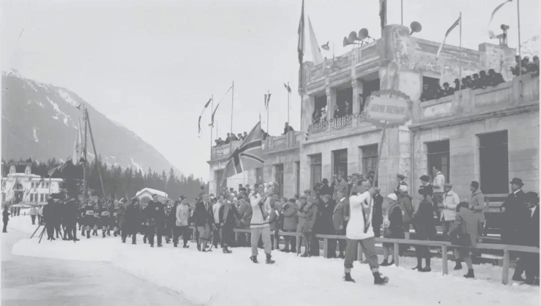 哪一年中国冬奥会会徽亮相,历届冬奥会冬残奥会会徽