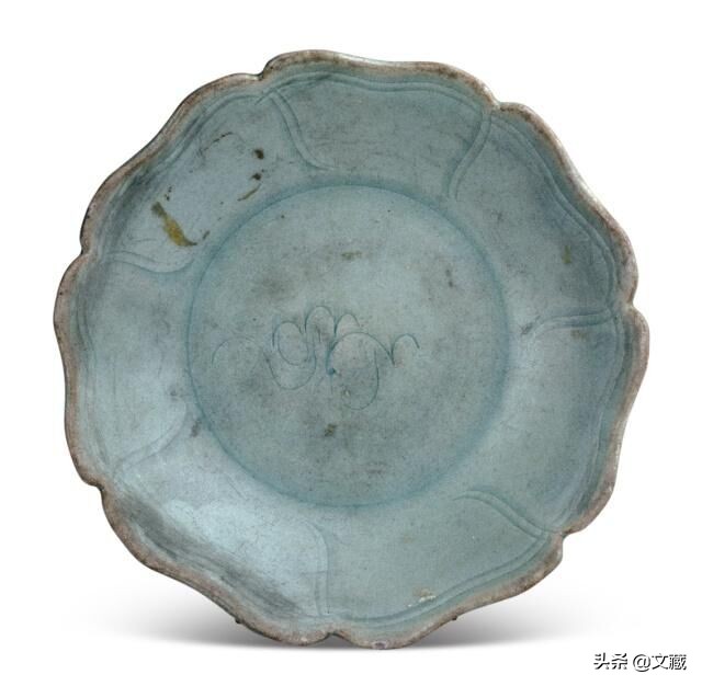 北宋官窑瓷与南宋官窑瓷有何区别,北宋和南宋官窑瓷器哪个珍贵