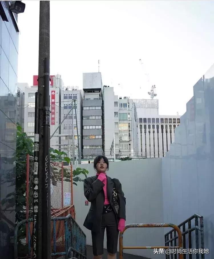 开春穿什么高级又时髦好看,新年如何穿得好看又暖又时髦