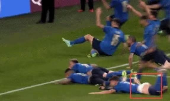 欧洲杯携手蚂蚁链，铭记冠军诞生时刻，分享欧洲杯搞笑社死现场