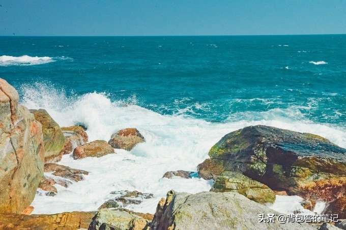 进出景区排队3个小时,岛上物价高上天,这的游客还是多的挤破头