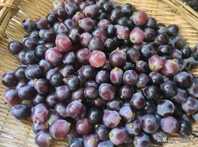 自酿葡萄酒的正确方法,自酿葡萄酒能保存多长时间不坏