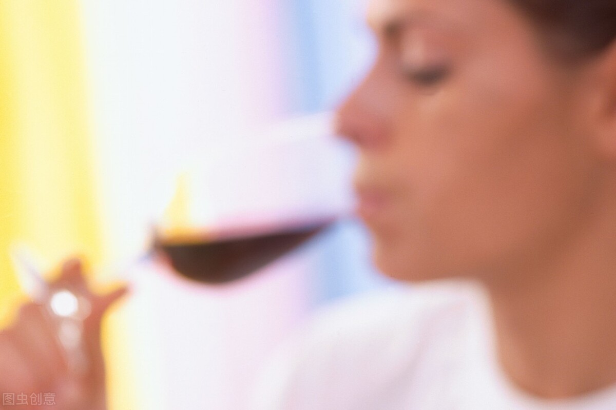 喝红酒最忌讳的礼仪,红酒三大忌