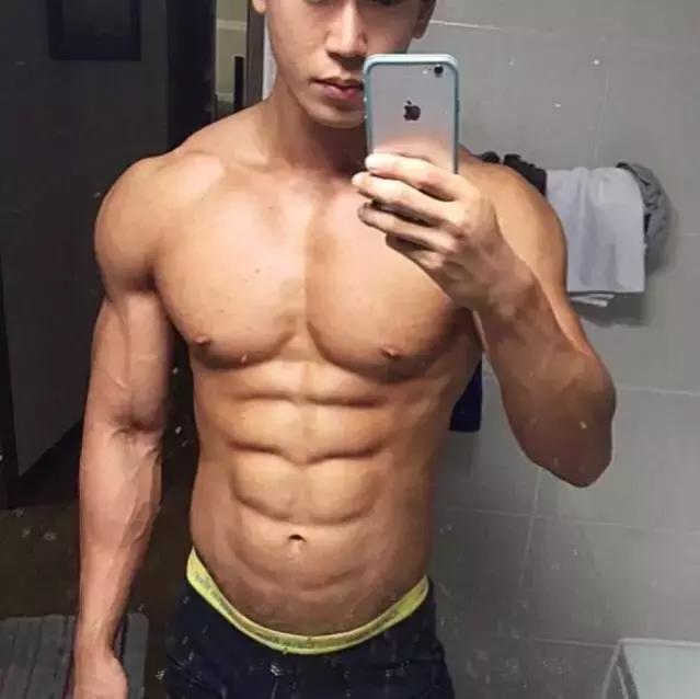 怎样做平板支撑运动视频,平板支撑有效瘦全身的运动