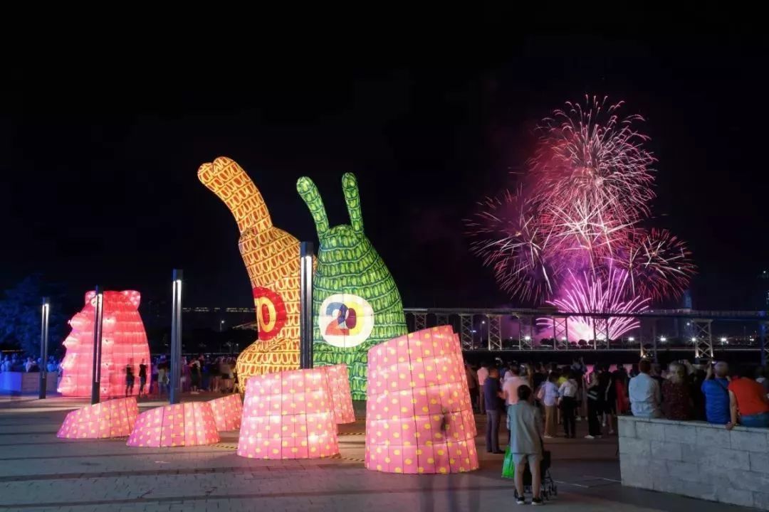 国庆去澳门有什么玩？带娃赏烟火看花灯，享全球最大喜来登酒店