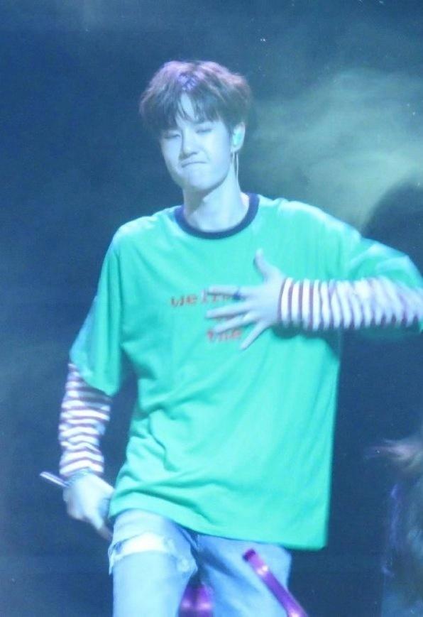 穿搭男生潮流大牌,男明星冬季最帅休闲运动穿搭