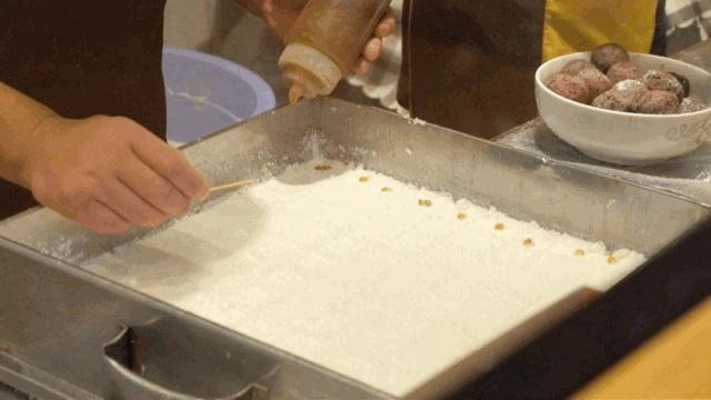 魔都网红糕团店,魔都网红连锁中式糕点店