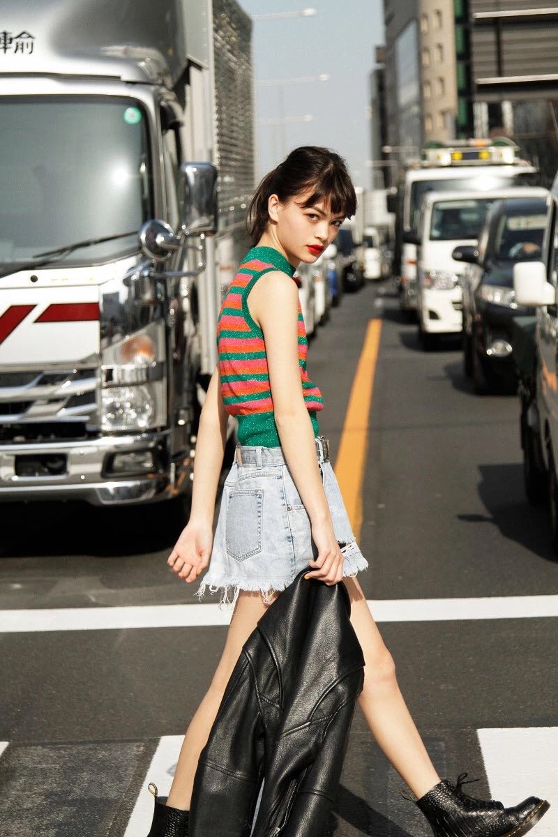 这个夏天没有显白单品,这个夏天没有紫色系穿搭你就输了