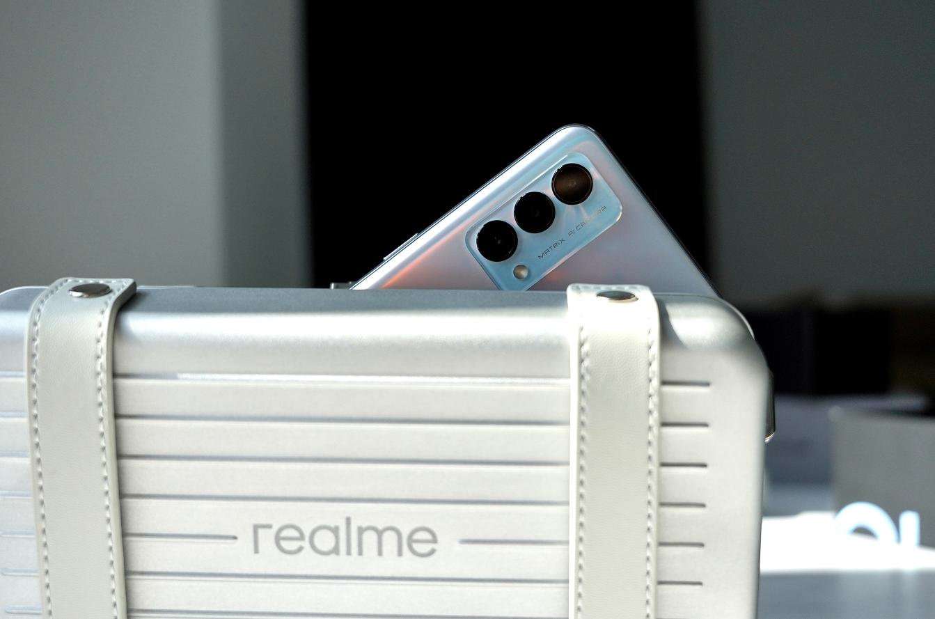 realme真我手机gt2大师版开箱,realme真我gt大师版拍照测评