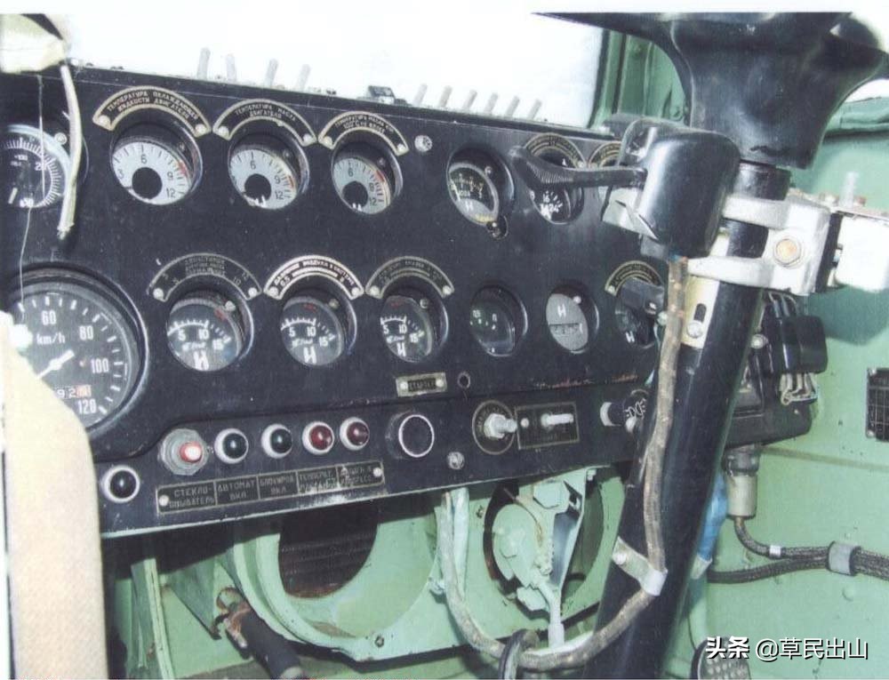 寻找男人的世界——再次追忆红色帝国的*力暴**美学之六