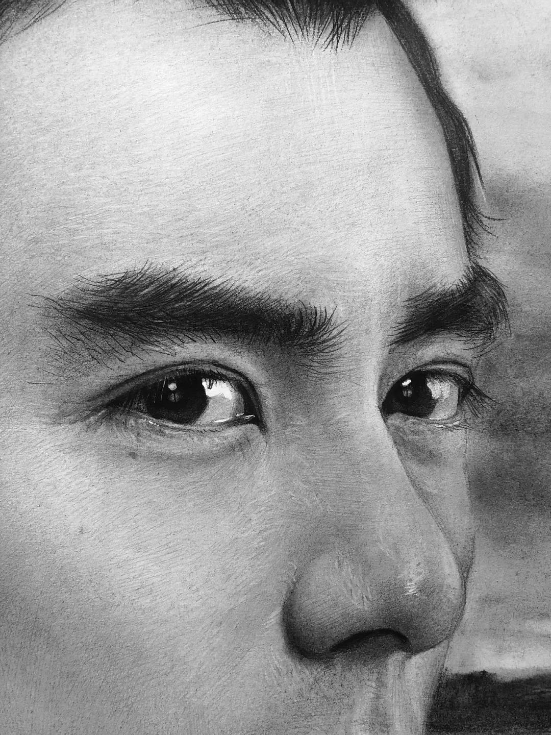 画一幅素描100万笔，胡歌、李现、迪丽热巴在他笔下全都画活了