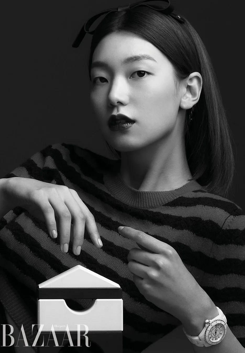 这个被嘲矮的超模火了！一脸硬伤，为啥还被Dior、Prada抢着宠？