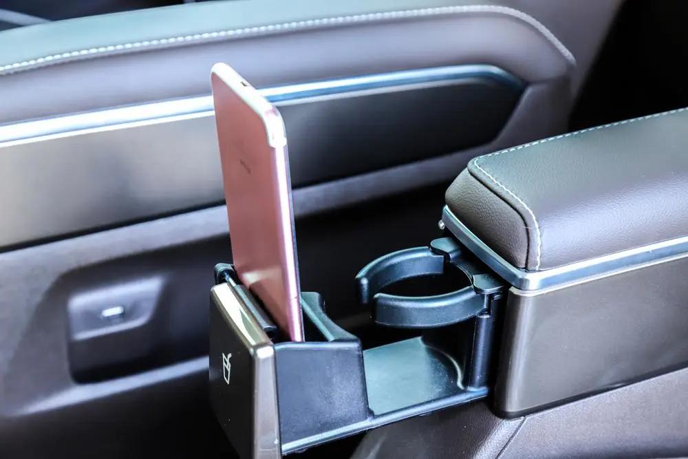 诚意之作试驾新款上汽大众威然,最新款的上汽大众威然mpv