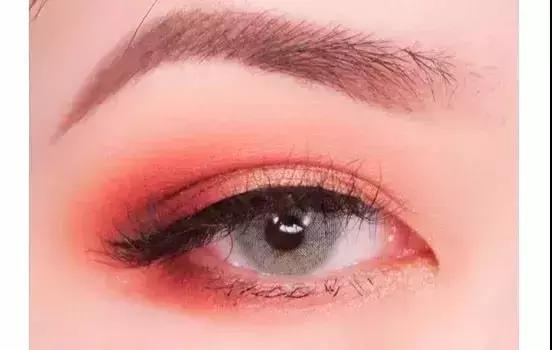 圆脸变锥子脸化妆技巧,教你圆脸化妆瘦脸技巧大全