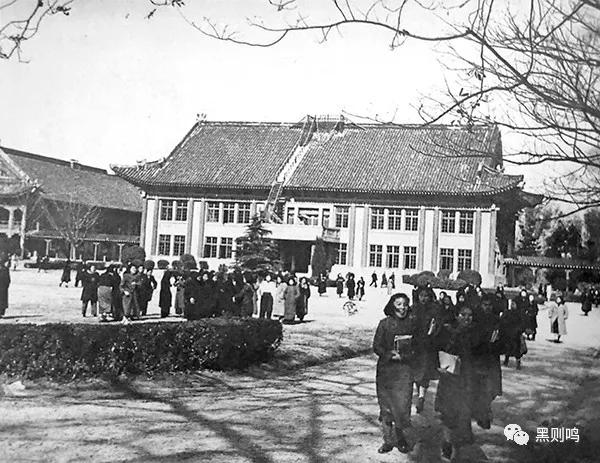 南京相隔百年的照片,南京城景对比图