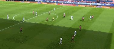 武磊破门西班牙人2-0阿拉维斯,武磊半场被换下