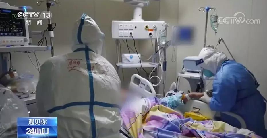 疫情面前，如果你熬不下去了，请看看他们…