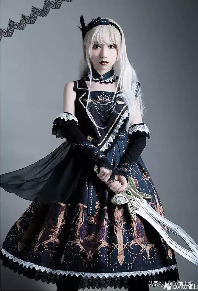 化物Bakemono-这里的每一条裙子都被赋予了灵魂