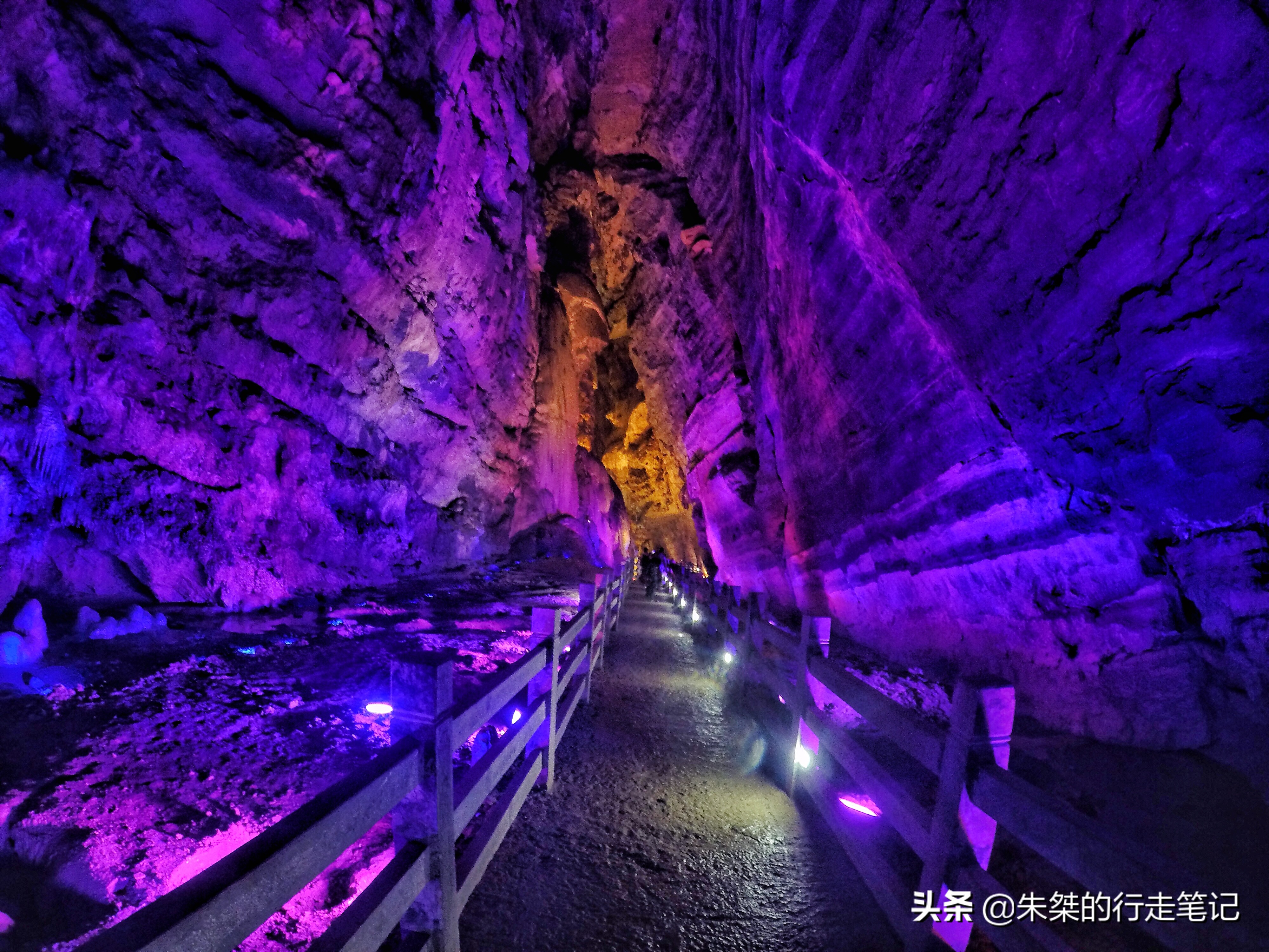 钟乳石洞景观,中国有名的钟乳石洞