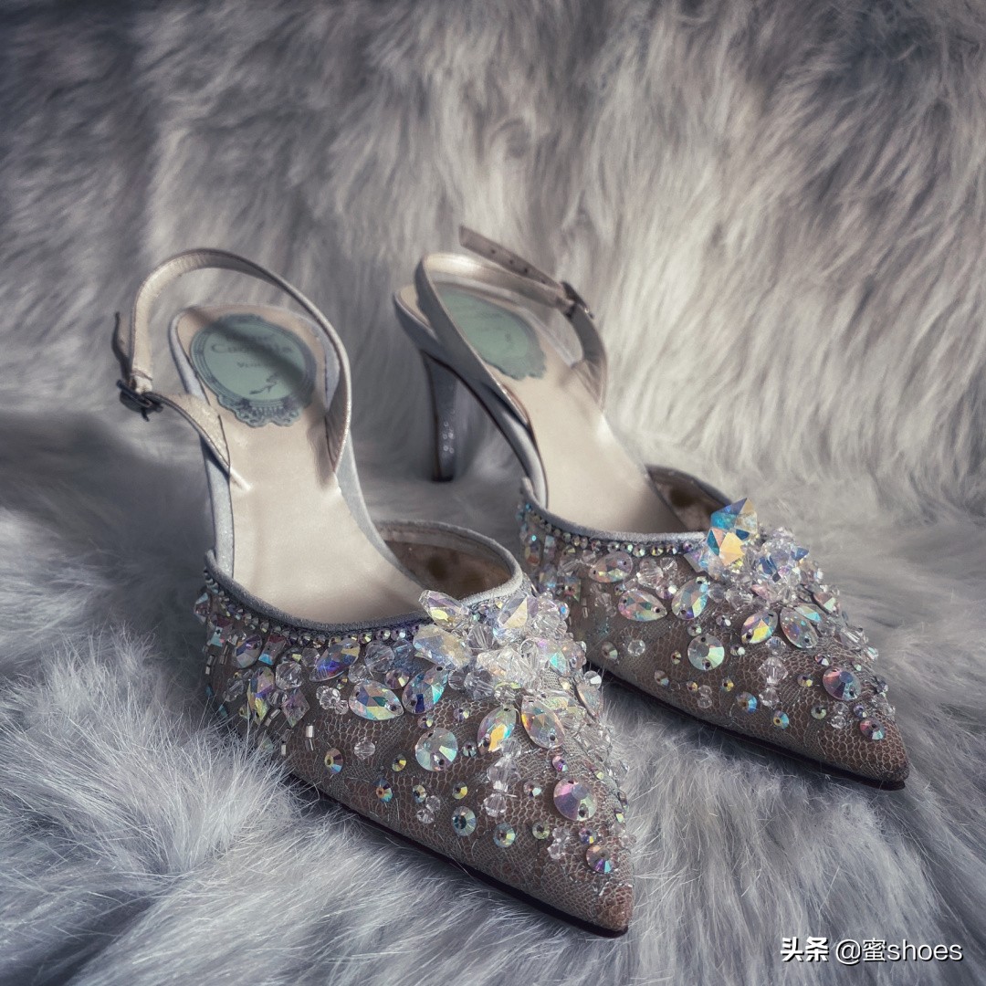 RenéCaovilla的9款手工高跟鞋，艺术品也可以穿在脚上