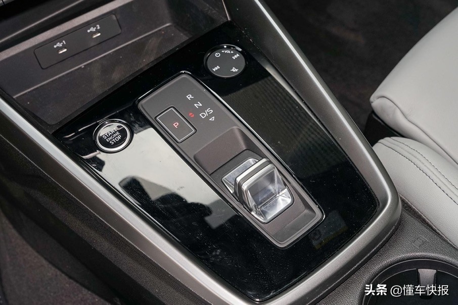 奥迪a3进取版购车攻略,前卫动感百变组合奥迪a3购车指南