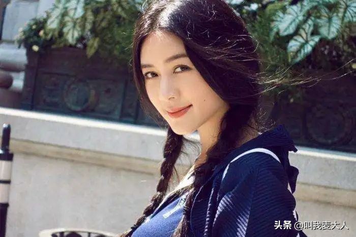 赶走徐帆、抛弃江珊后，他与她奉子成婚，12岁儿子撞脸易烊千玺