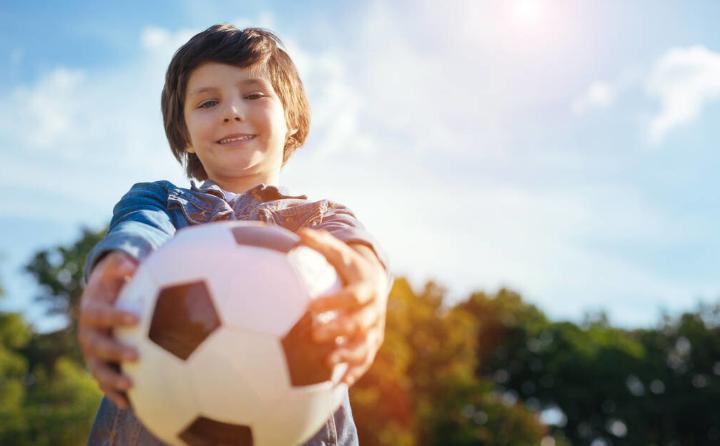 男孩胆小该怎么教育孩子,如何让孩子改掉胆小懦弱的心理