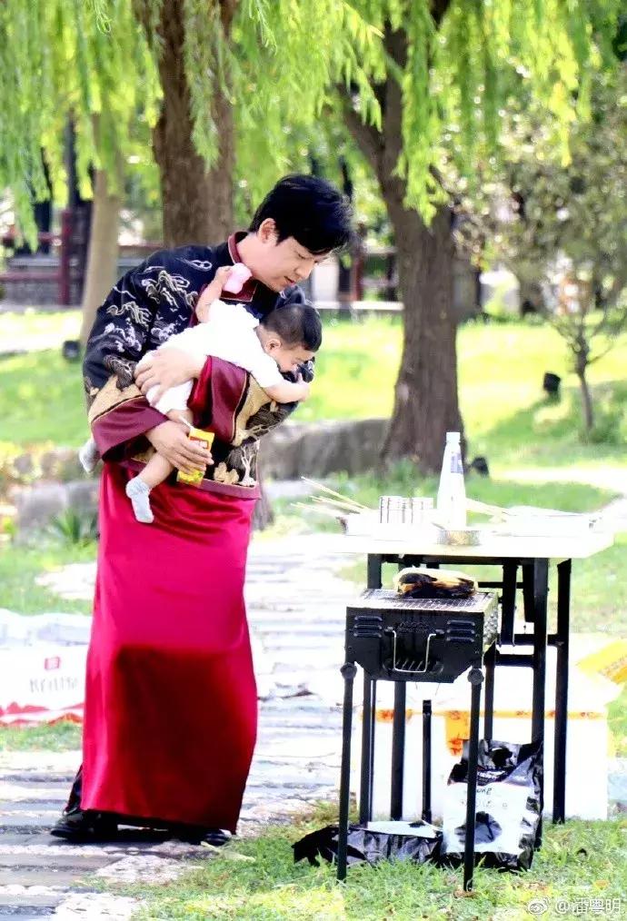 潘粤明近几年作品,潘粤明年轻时的戏