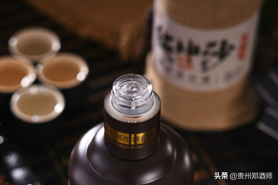 炎炎夏日，喝点郑酒师酱酒有什么好处