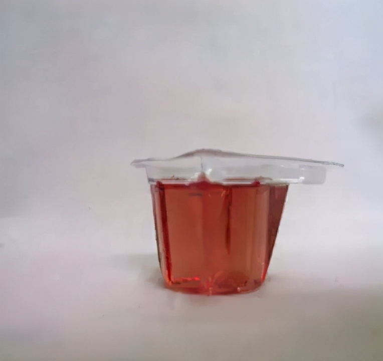 尿黄异味有泡沫是肾有问题吗,尿尿泡沫很多有沉淀物