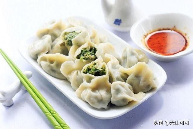 煮饺子怎么知道饺子熟没熟,煮饺子怎么判断熟了没