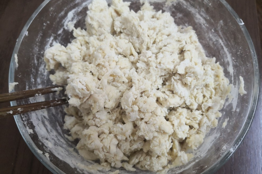 炸油条教程和配方无膨松剂,油条专用面粉炸油条的方法