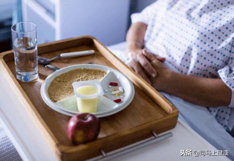 什么是类风湿性关节炎？它有哪些表现？拔罐是怎样治疗的？