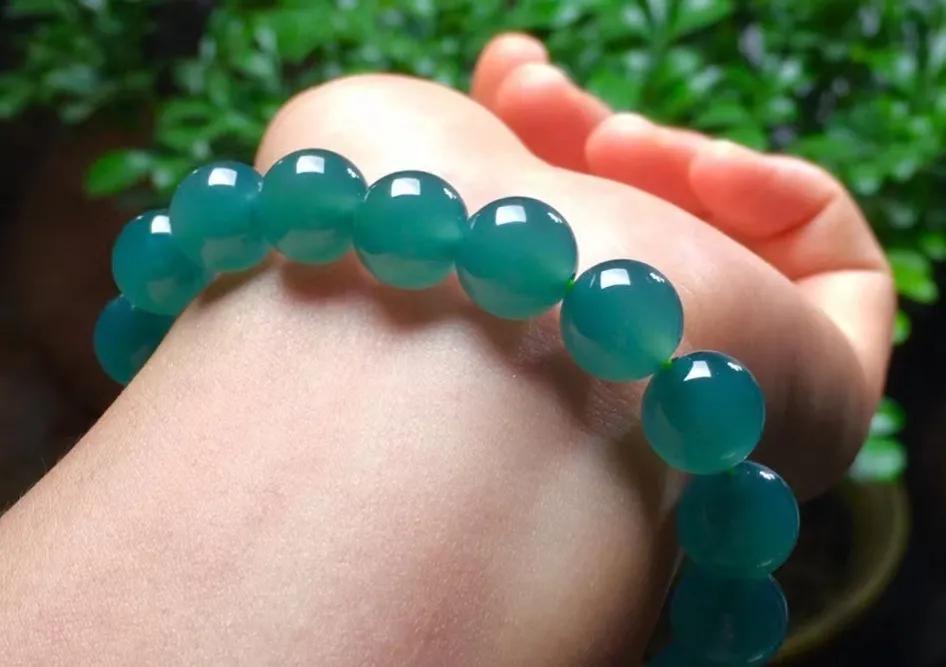 买蓝水翡翠有哪些注意事项,翡翠晴水和蓝水的区别