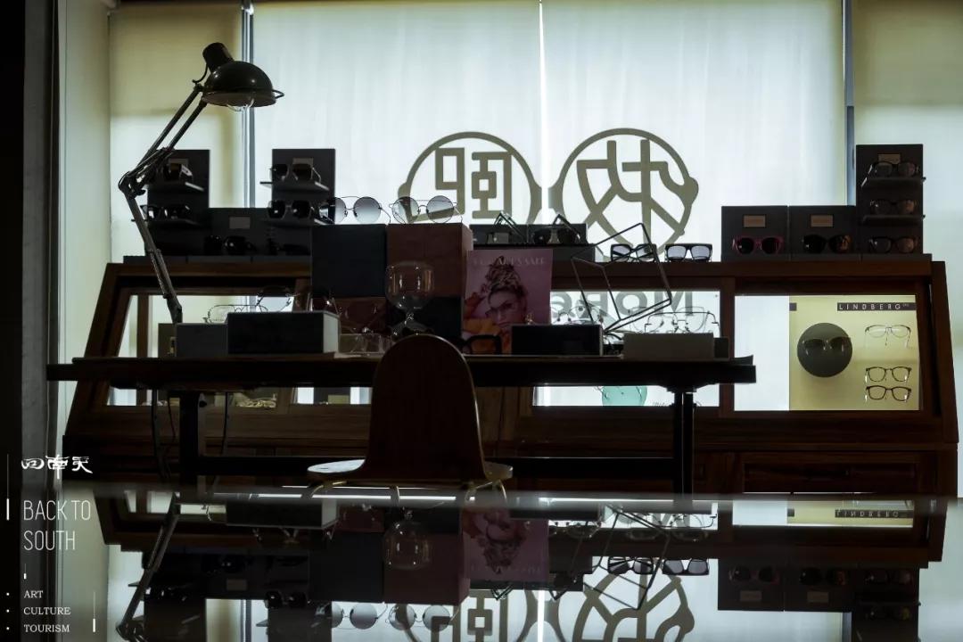 潮牌眼镜店推荐,比较潮的眼镜店