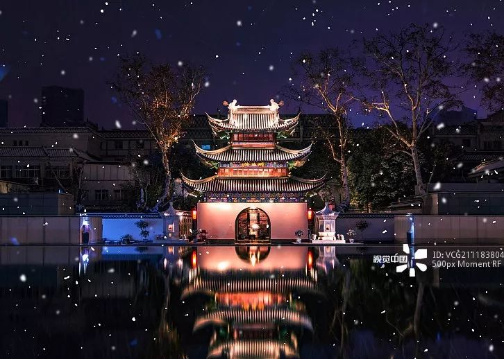 南京历史感沉重的古都,烟水南京