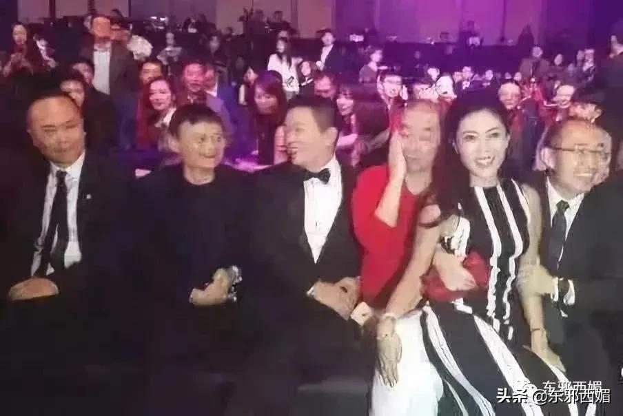 娱乐圈消费降级,娱乐圈降级消费