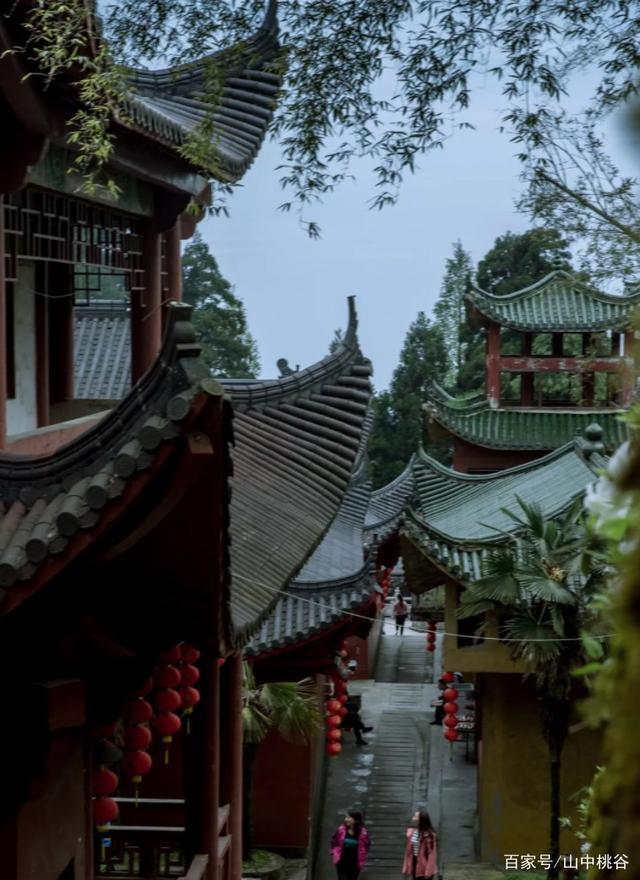 江西有座仙山山下有个世外仙境,江西除了庐山三清山还有哪里好玩